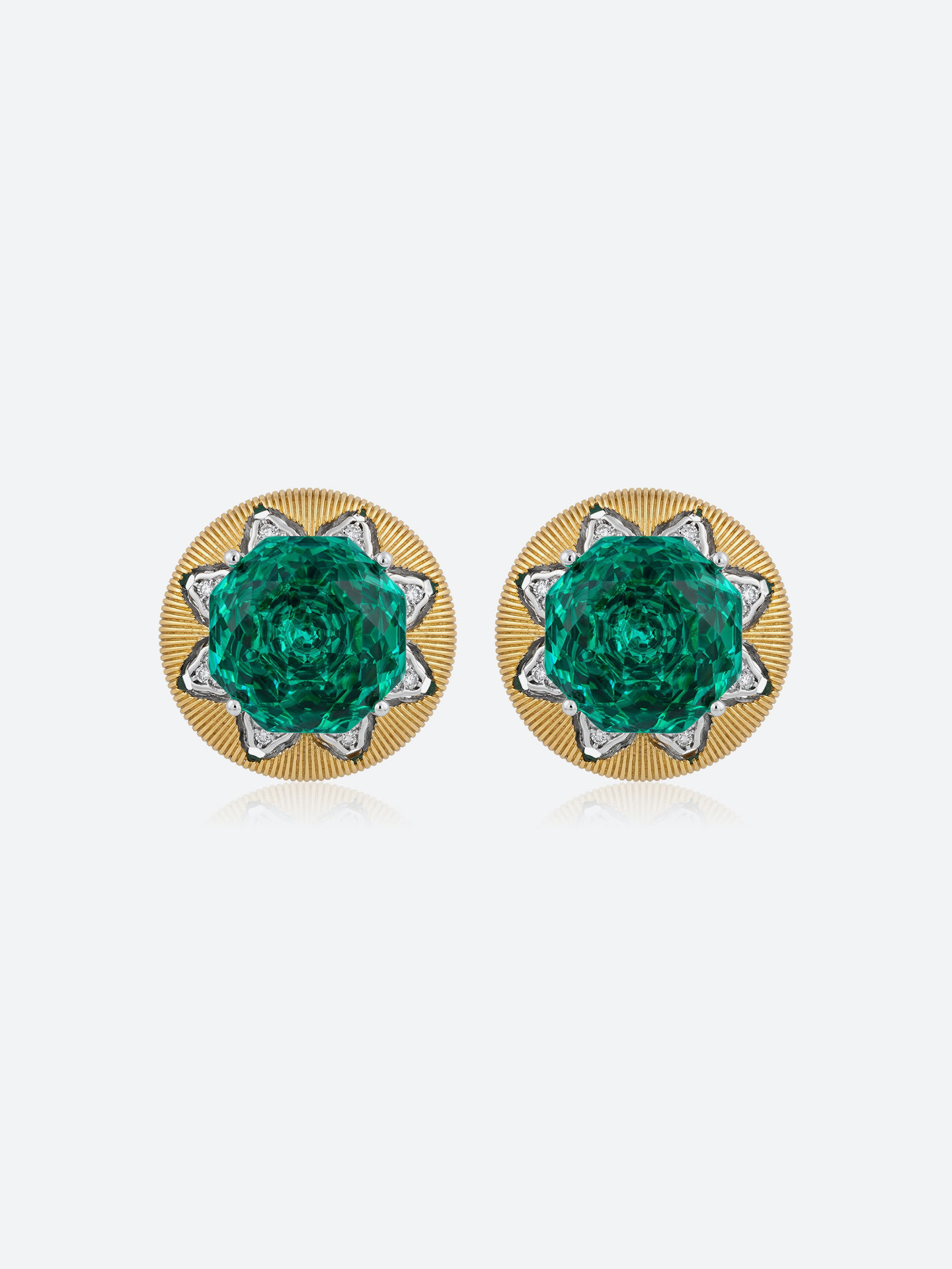 Vintage Emerald Gold Plated 18K Gold Luxury Women's Stud Earrings